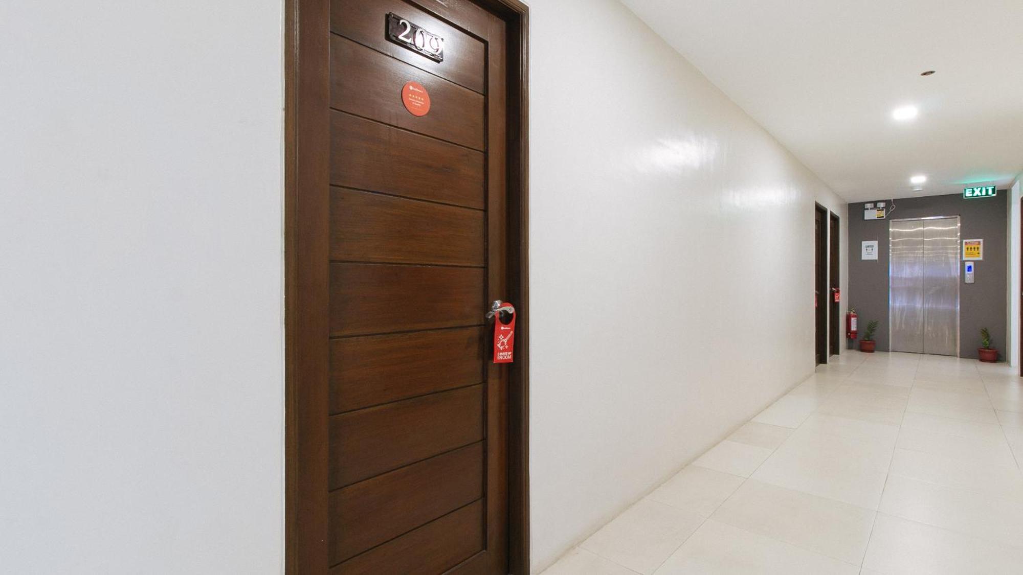 Reddoorz Near Fernwoods Garden Quezon City Kültér fotó